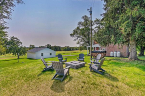 Upscale Country Home with Fire Pit in Taneytown!